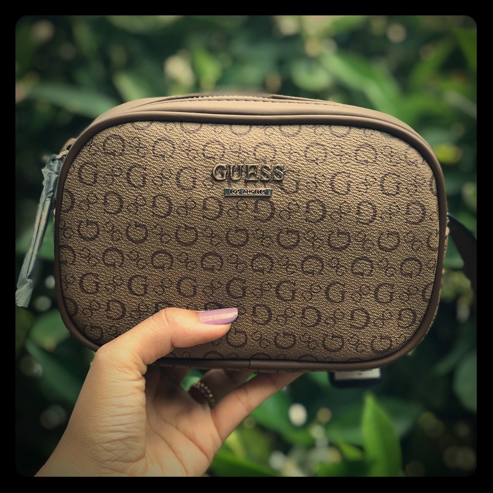 Guess fanny pack/waist bag NWT